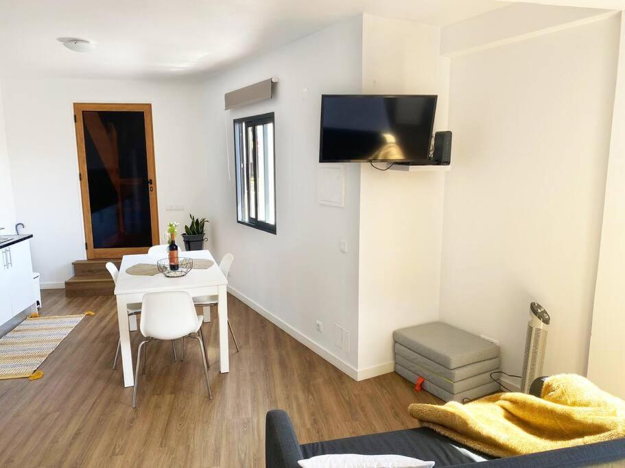 Machico Center W/ Terrace 5 Min Beach Luaran gambar